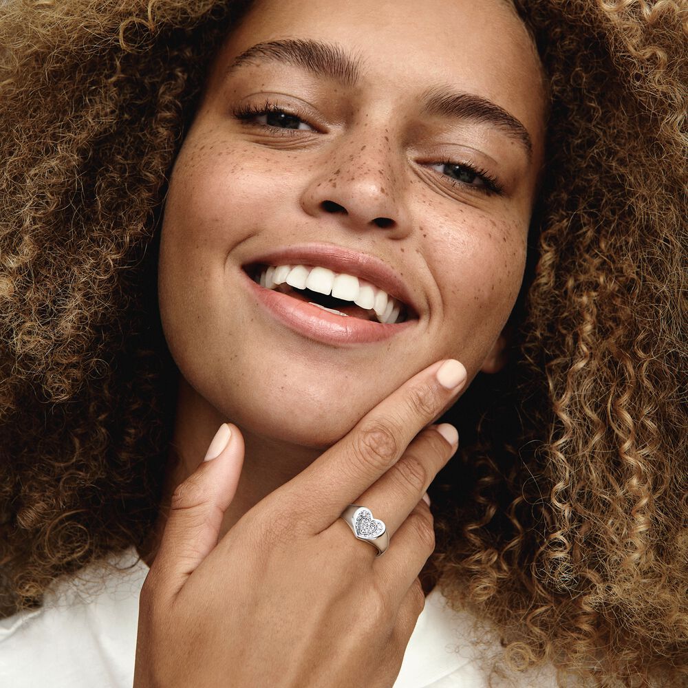 pandora Radiant Heart Pavé Signet Ring