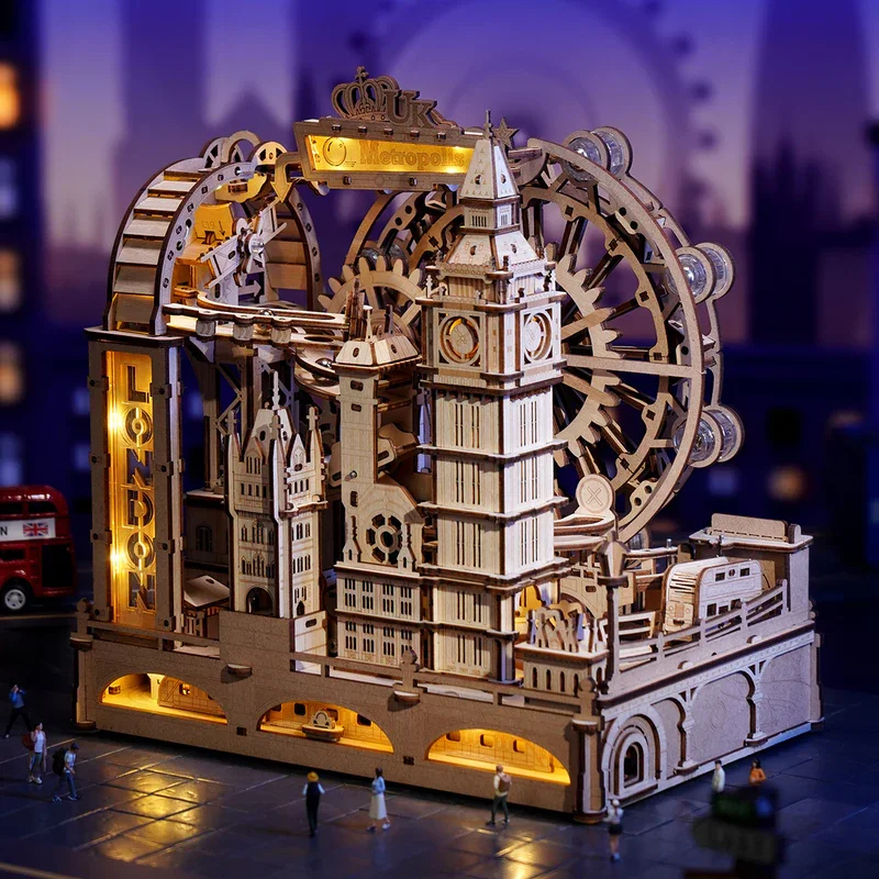 London Iconic Marble Travel (Decoration, Education & Entertainment)