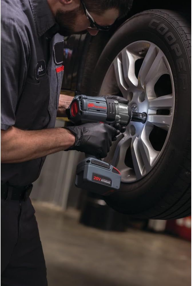 W7152-K22 Kit de batería de 1/2 "20V Llave de impacto inalámbrica, torque de 1500 ft