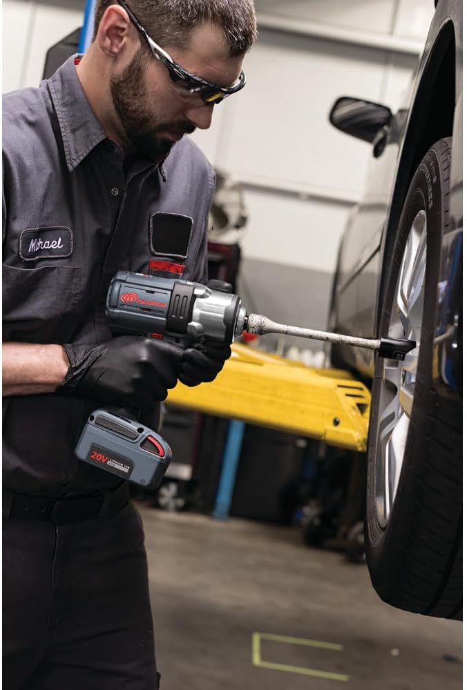 W7152-K22 Kit de batería de 1/2 "20V Llave de impacto inalámbrica, torque de 1500 ft