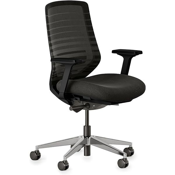 Silla ergonómica: una silla de escritorio versátil con soporte lumbar ajustable, respaldo de malla transpirable y ruedas suaves