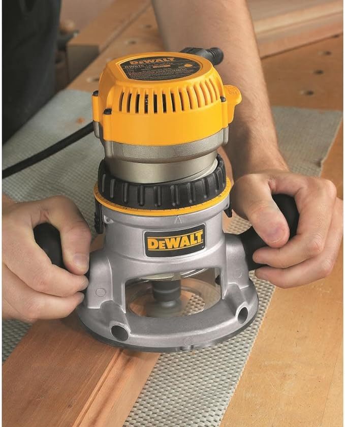 Router 1-3/4Hp 750W DW616