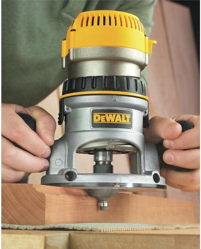 Router 1-3/4Hp 750W DW616