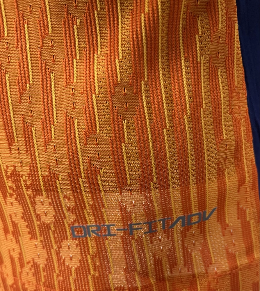 Holland Home Xavi 7 Shirt 2024-2025 Player version Size：S-2XL Non-Customize