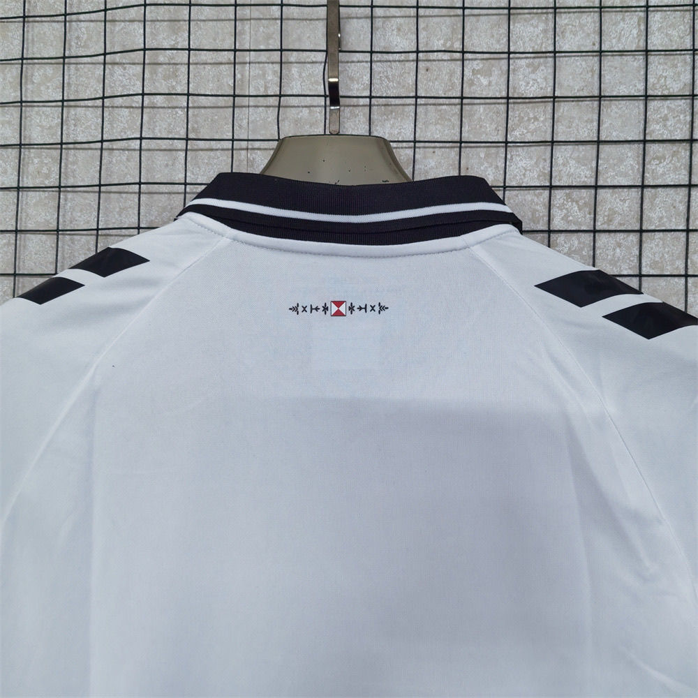 Celta Vigo 2024-25 GK Special Kit