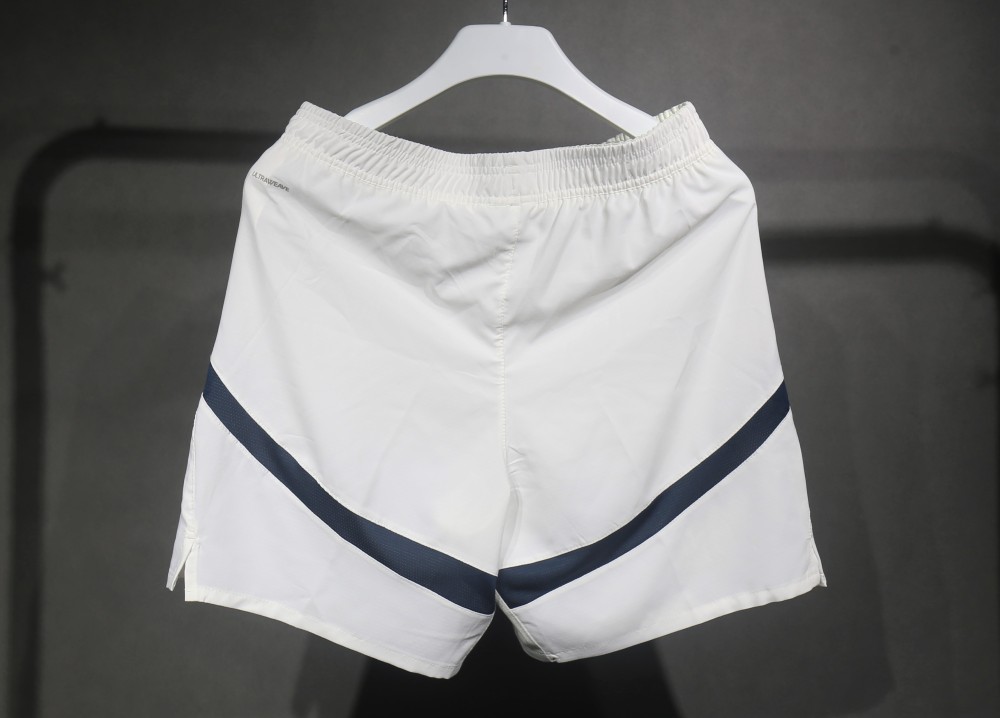 24-25 Manchester City Home Shorts Fans+Player Version