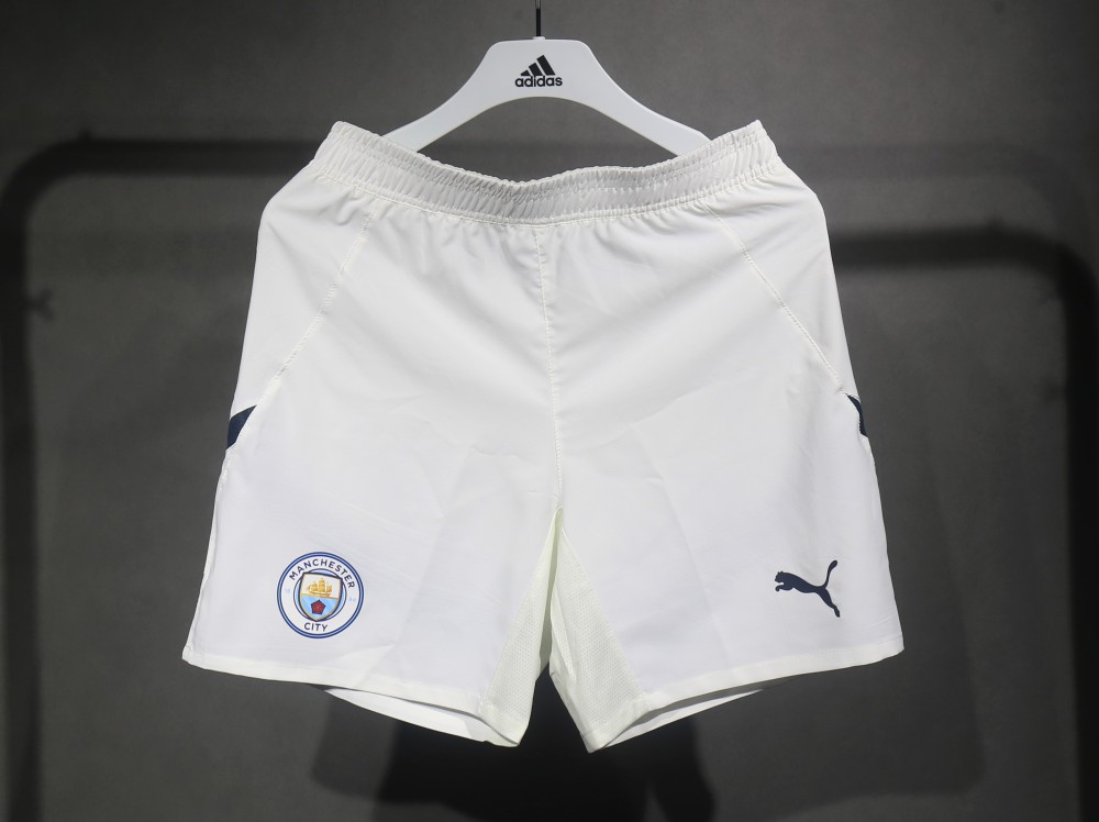 24-25 Manchester City Home Shorts Fans+Player Version