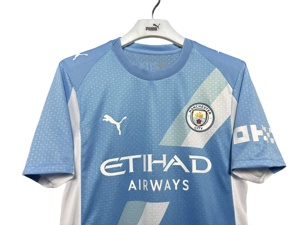 Manchester City  Blue football shirt 25-26 Fan / Player version
