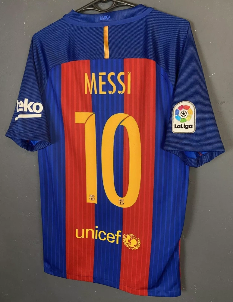 Barcelona Retro Home #10 Messi Shirt 2016-2017 Non-Customize