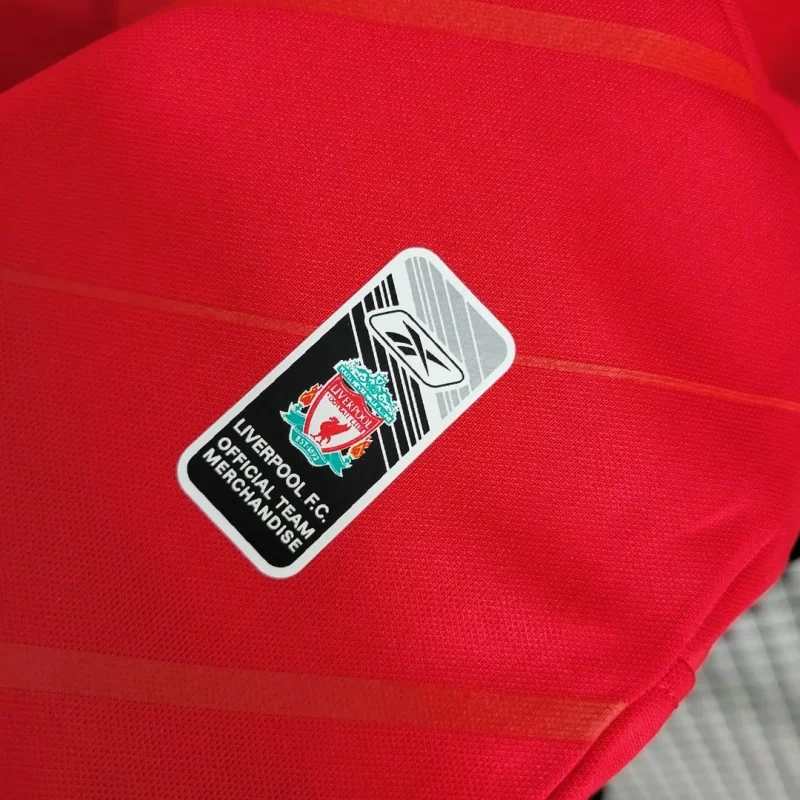 Retro Liverpool Home Football Shirt 2005/2006