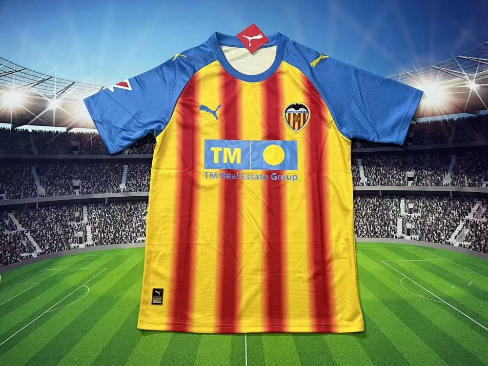 25-26 Valencia home