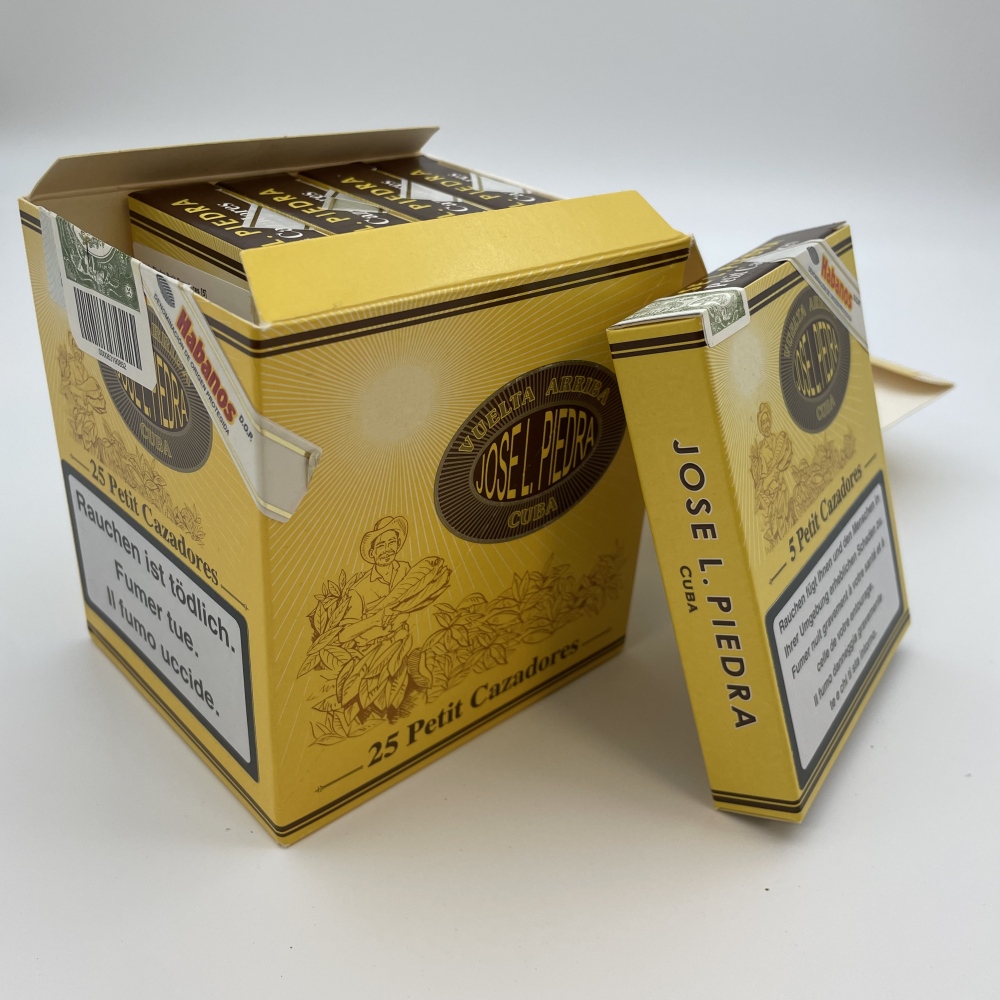 Jose L. Piedra Petit Cazadores [25]