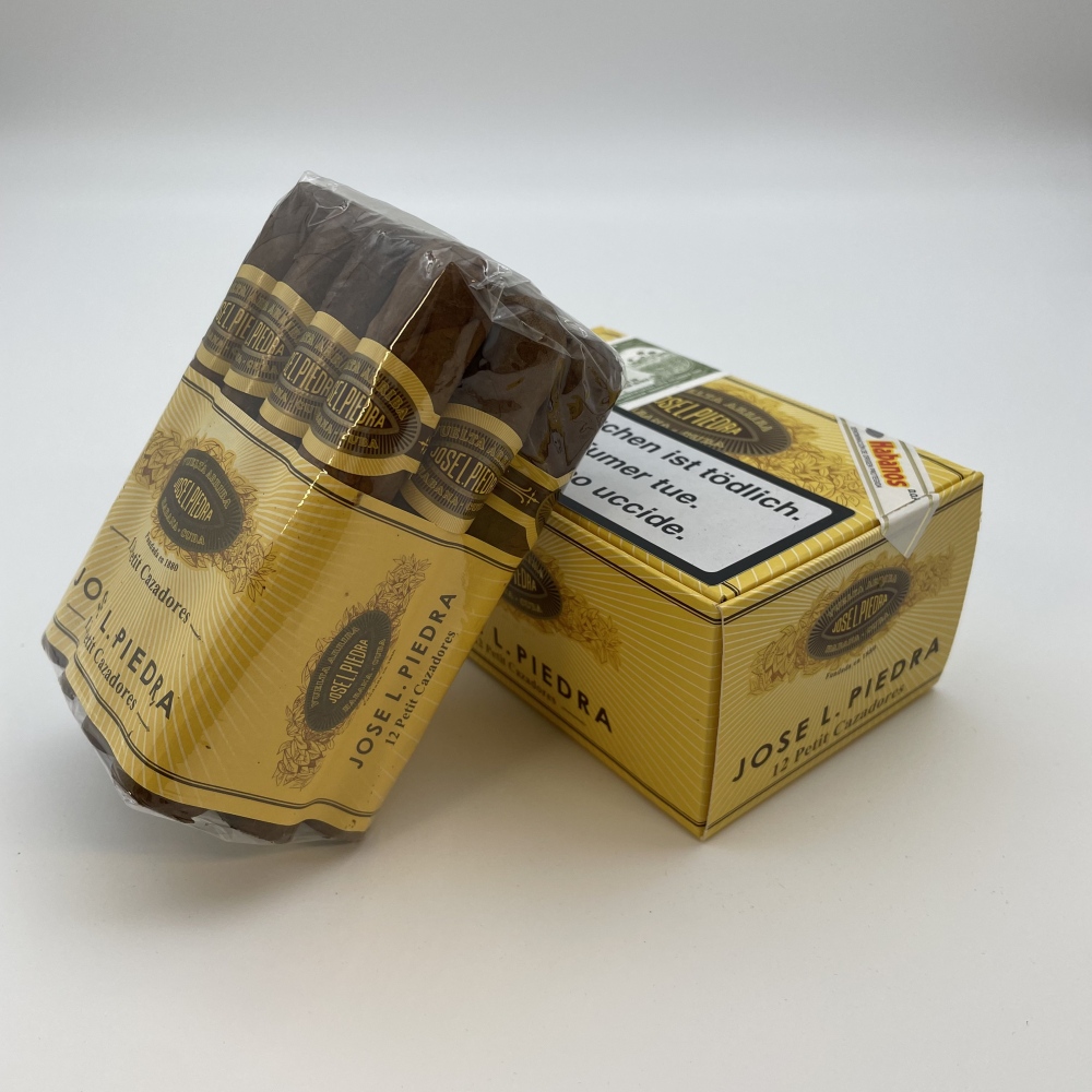 Jose L. Piedra Petit Cazadores [12]