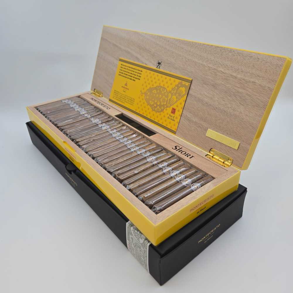 Montecristo 88 sohrt 蒙特 蛇年短号 保湿盒