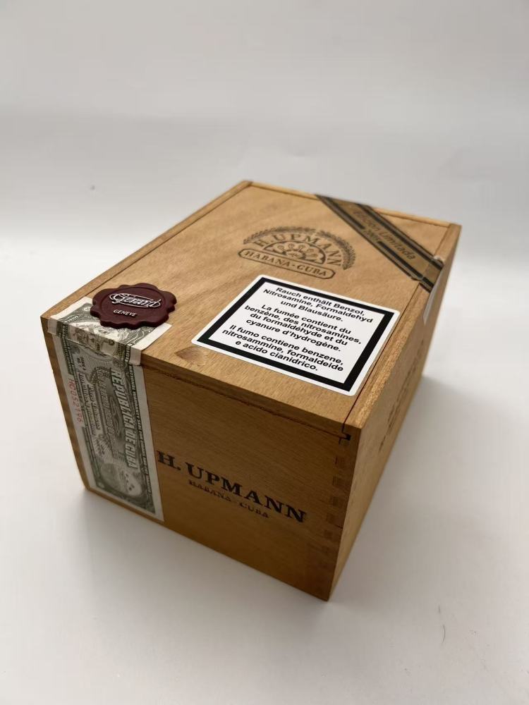 H. Upmann Magnum 50 E.L. 2005 Vintage (25) 乌普曼 玛瑙50 2005年度限量
