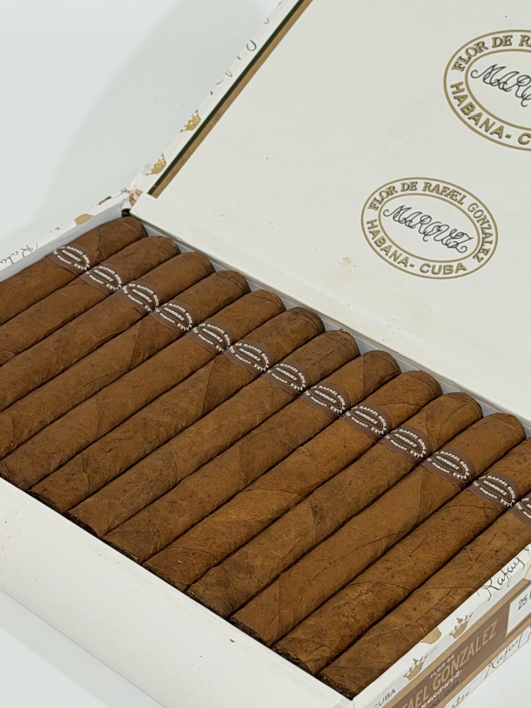 R. Gonzalez Petit Coronas [25] 拉斐尔 小皇冠