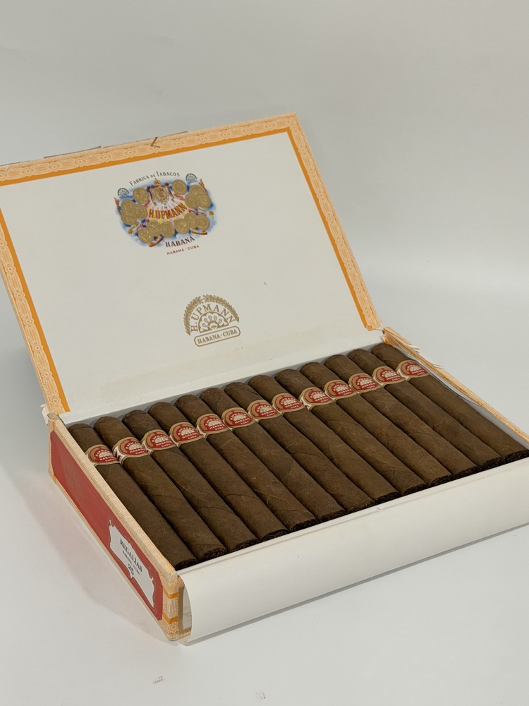 H. Upmann Regalías (25)（2024年） 乌普曼 特许（无瑞行标.介意慎拍）