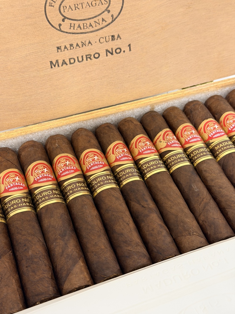 Partagas Maduro No. 1 [25]  帕特加斯 马杜洛1号 2017陈年