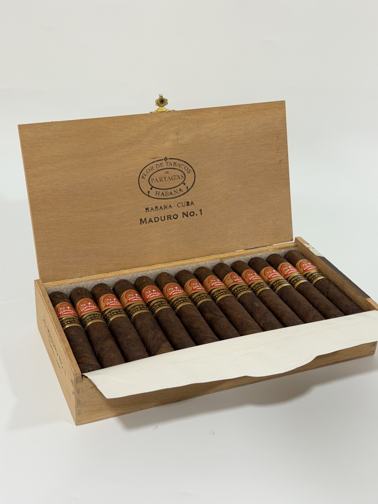 Partagas Maduro No. 1 [25]  帕特加斯 马杜洛1号 2017陈年