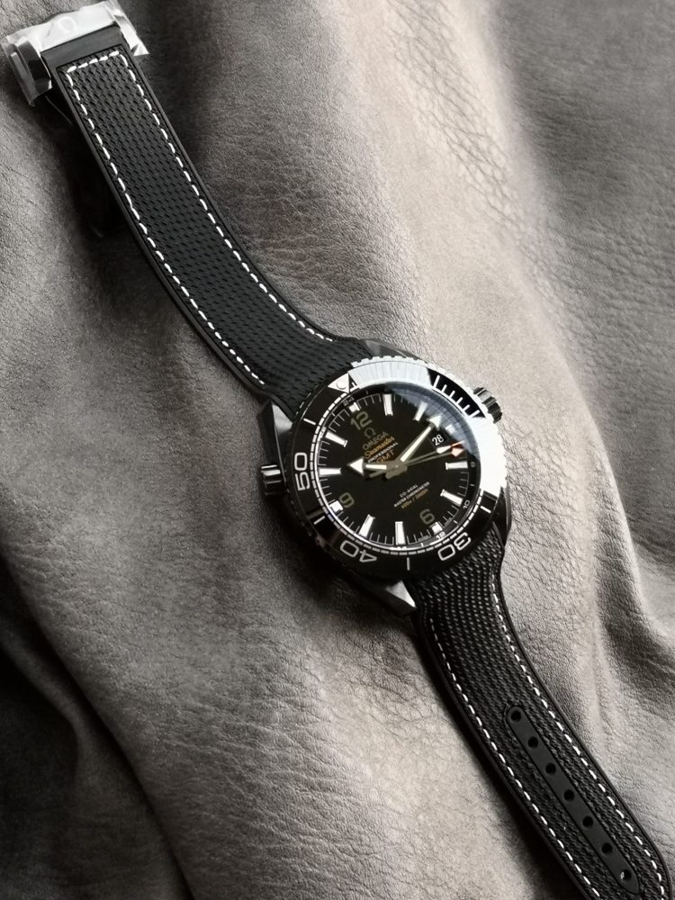 omega 44mm