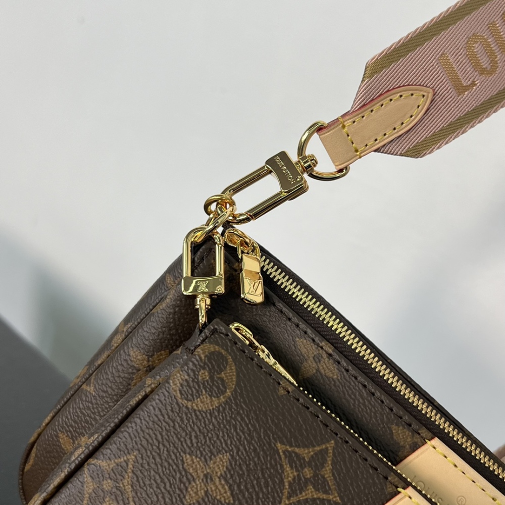 LV M44823