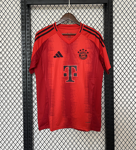 24-25  Bayern Munich