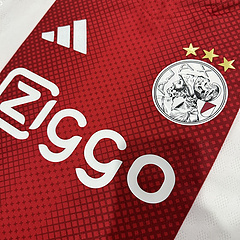 2526 Ajax