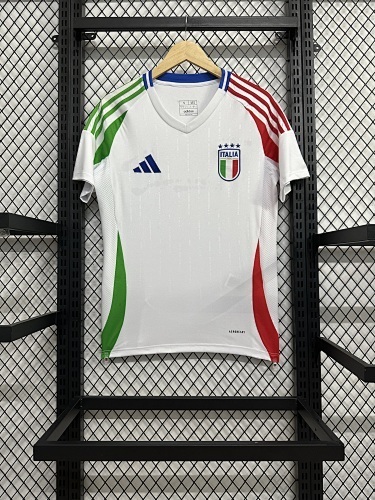 24-25 Italy