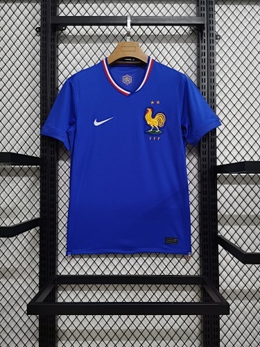 24-25 France