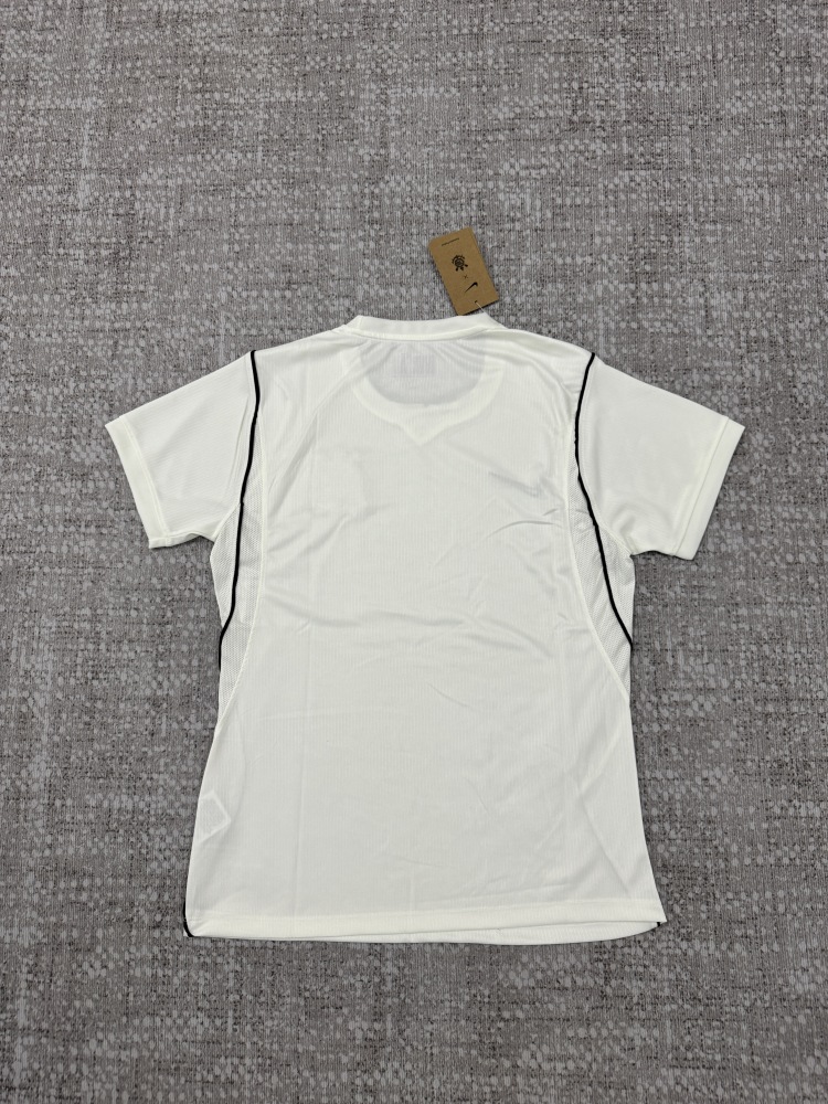 26-27 Corinthian woman version