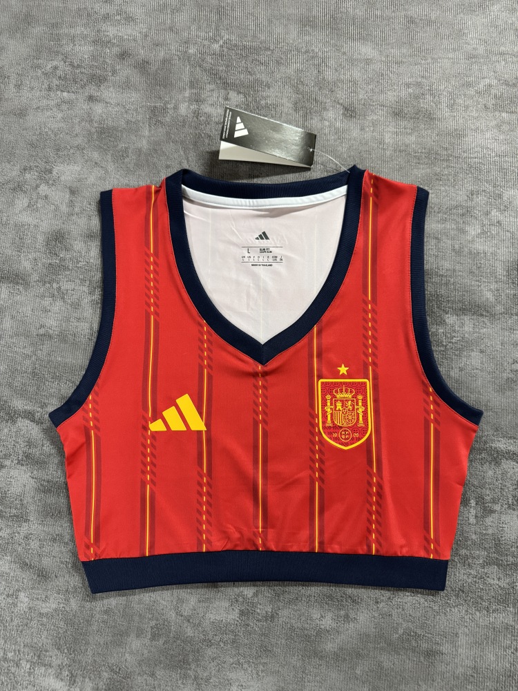 26-27 Spain woman version