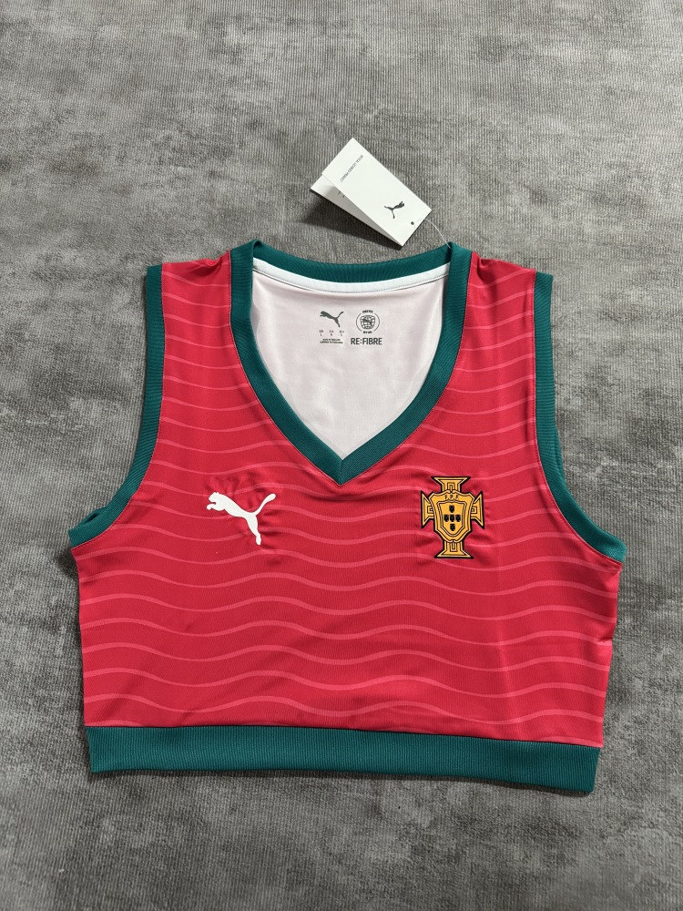 26-27 Portugal woman version