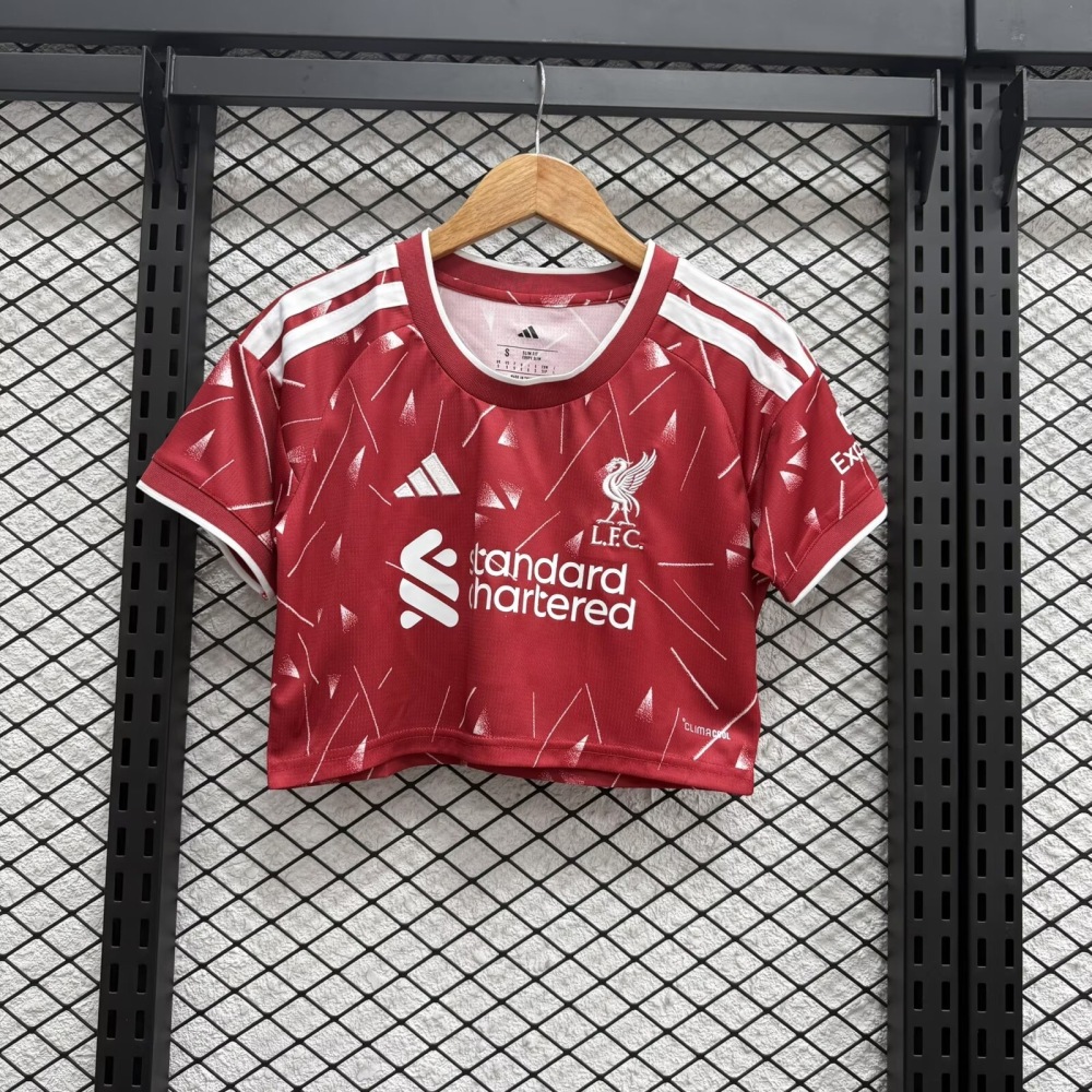 26-27 Liverpool woman version
