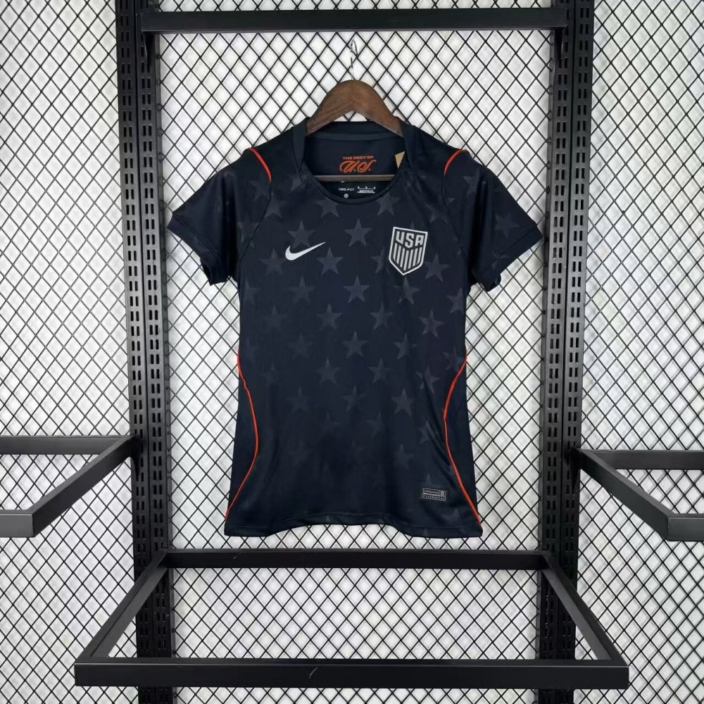 26-27 USA America woman version