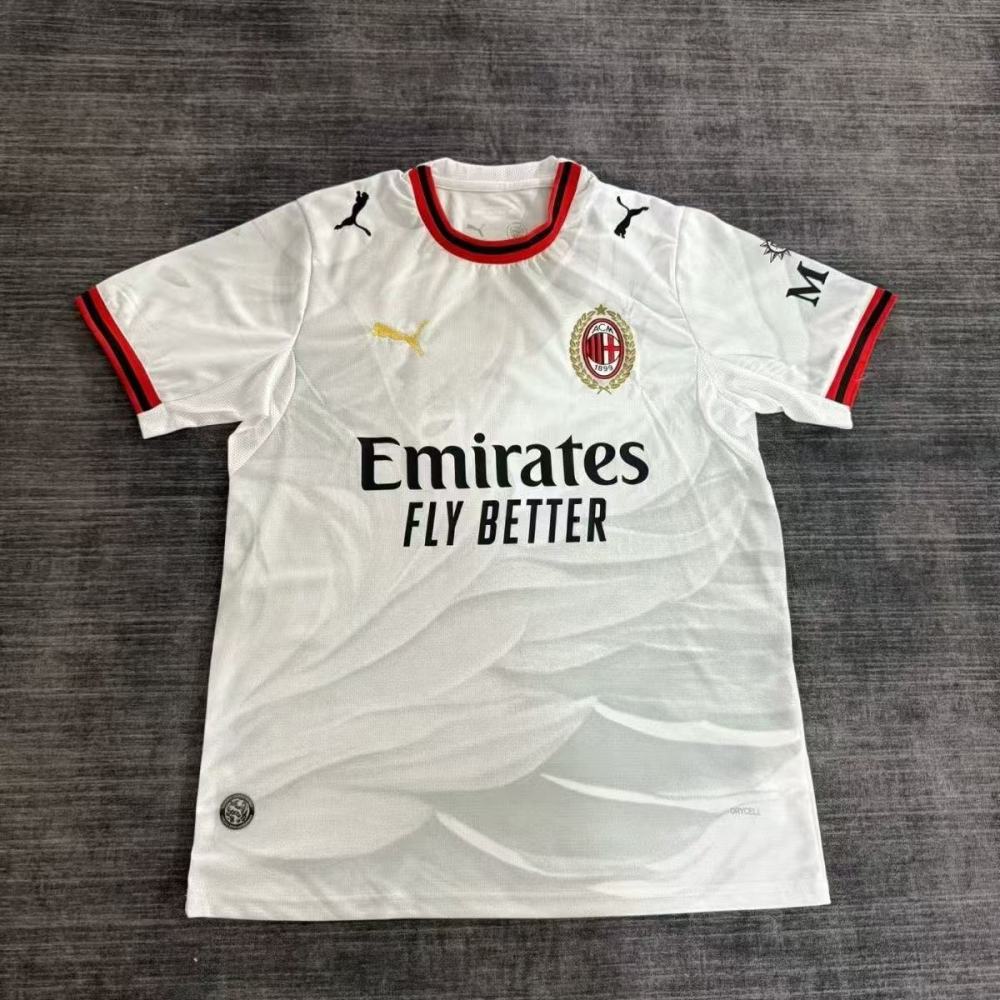 26-27  AC Milan