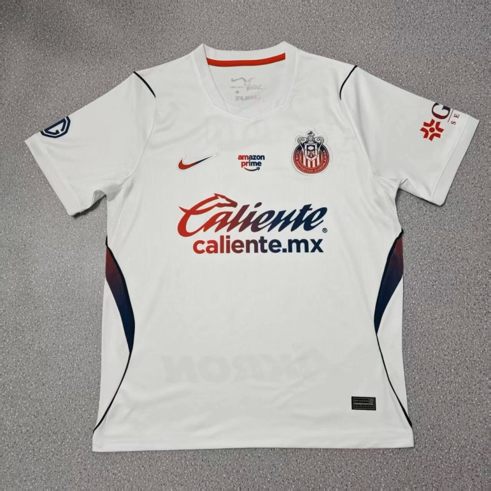 26-27 Chivas Guadalajara