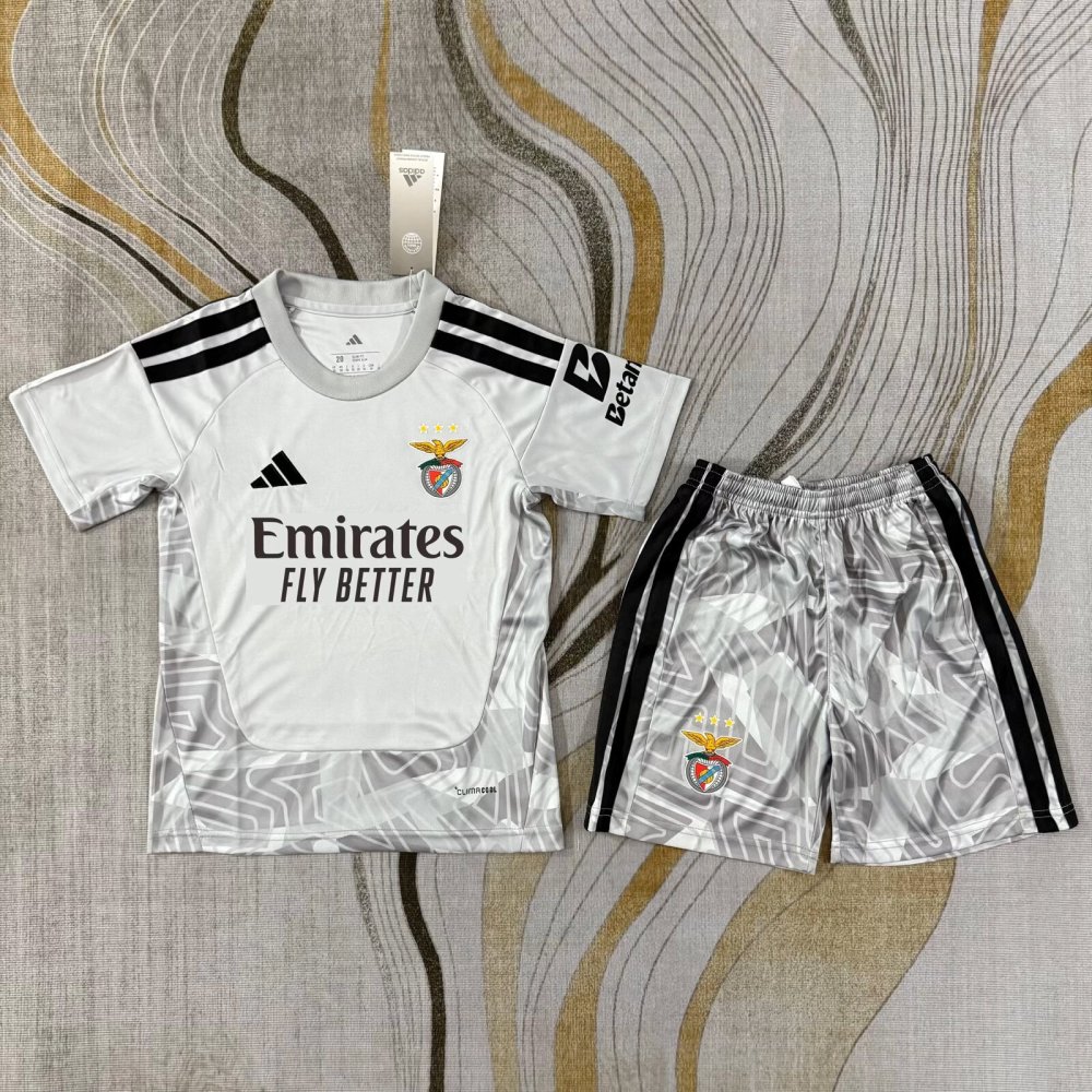 26-27 Benfica