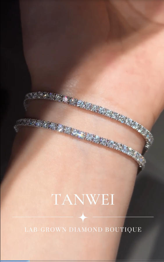 18k White Gold Classic  Round Cut Lab-Grown Diamond Tennis Bracelet
