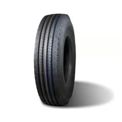 四线花纹卡车轮胎