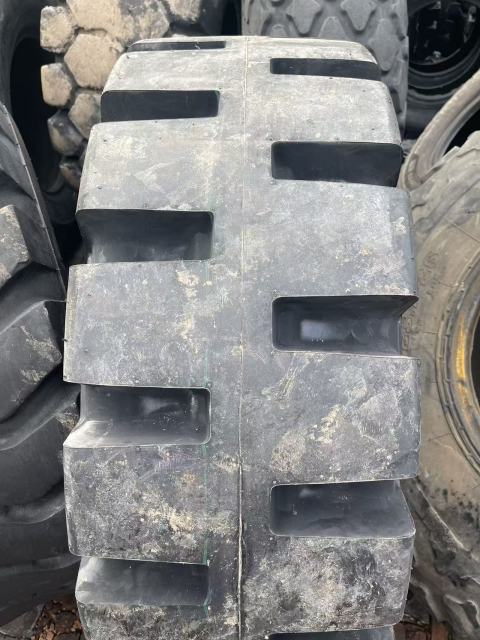 Second hand construction machinery tires 17.5-26.5