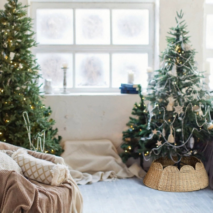 Christmas tree fence