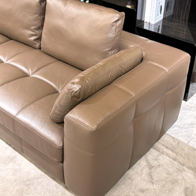 Luxury Tufted Leather Sofa Set,T-Tufted Leather Sofa Set | Custom Designer Comfort