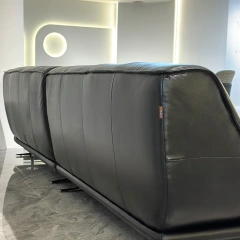 Luxurious Black Leather Sofa with Curved Armrests,Luxurious Black Leather Sofa with Curved Armrests
