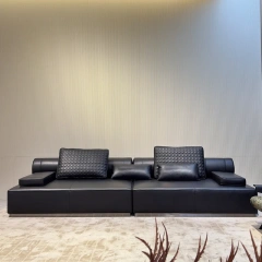 Luxurious Black Leather Sofa with Quilted Backrests,Luxurious Black Leather Sofa with Quilted Backrests
