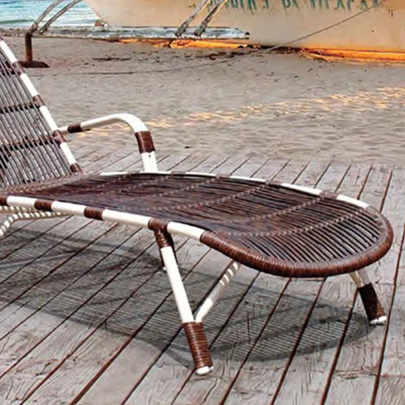 Beachfront Wicker Reclining Chair with Round Side Table,Beachfront Wicker Reclining Chair with Round Side Table
