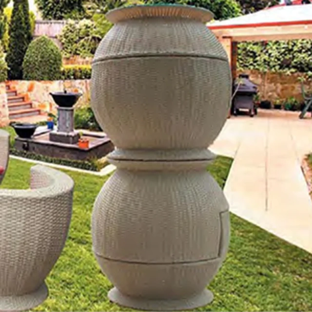 Garden Wicker Furniture Set with Glass Top Table and Red Cushioned Chairs,Garden Wicker Furniture Set with Glass Top Table and Red Cushioned Chairs