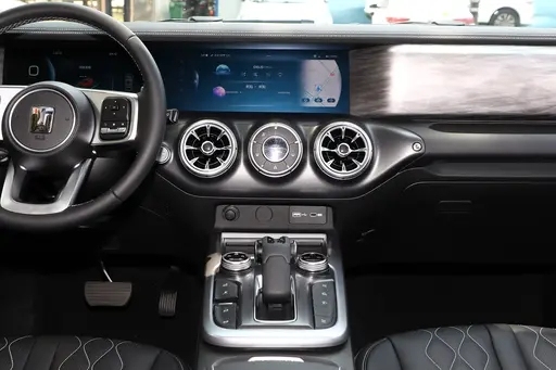 2023 Tank 300 Off - Road Edition 2.0T Challenger