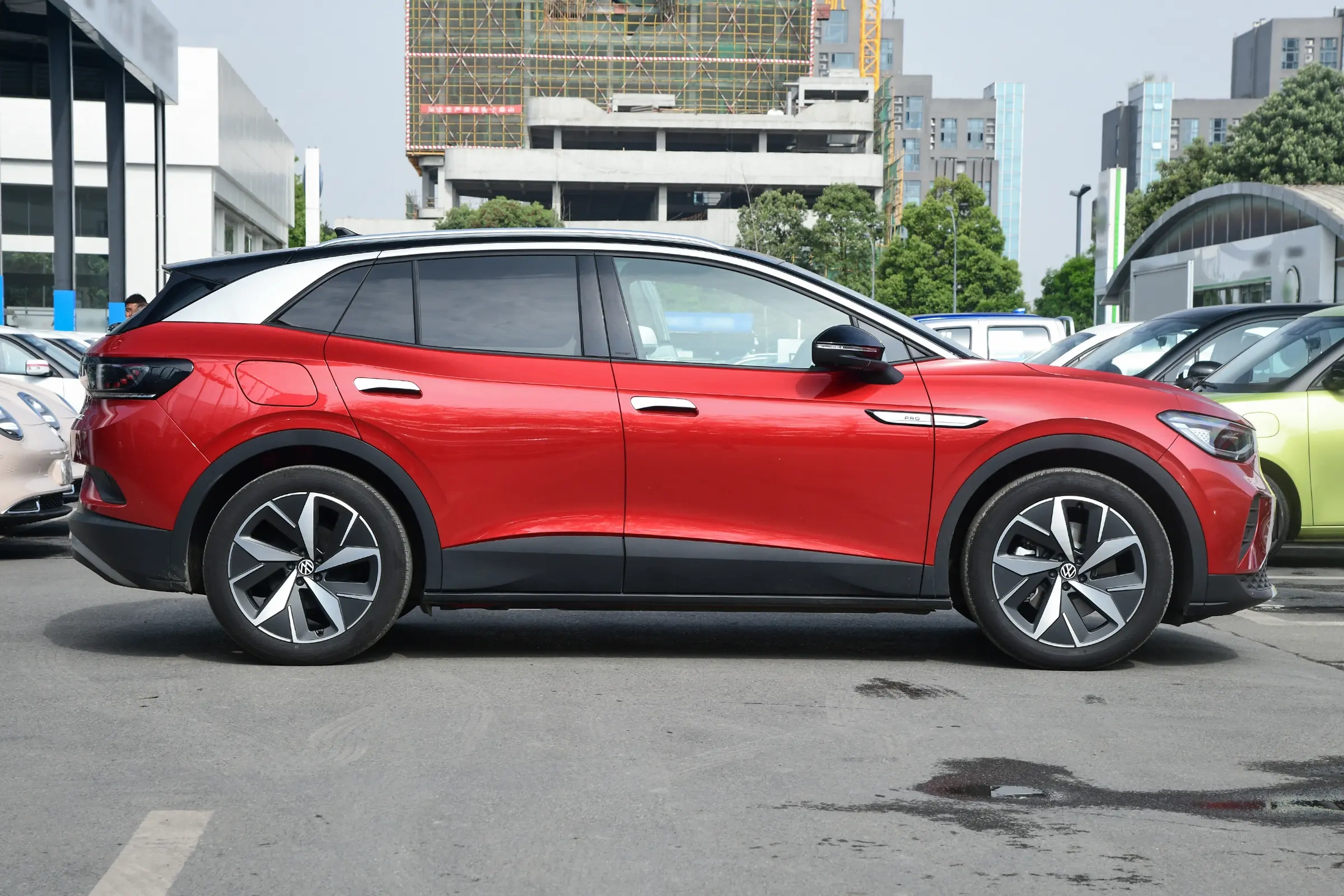 2021 Volkswagen ID.4 CROZZ Long - range PRO 2WD