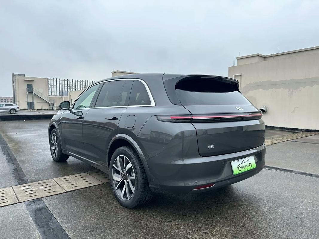 2023 Li Auto L7 Air