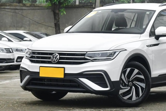 2022 Tiguan L 330TSI automatic two - wheel drive Comfort Edition
